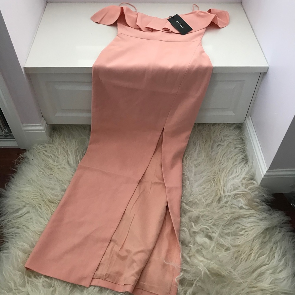LIKELY Shania Gown - Picture 2 of 8